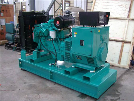 靖州200kw康明斯柴油发电机组图片 靖州200kw康明斯柴油发电机组图片